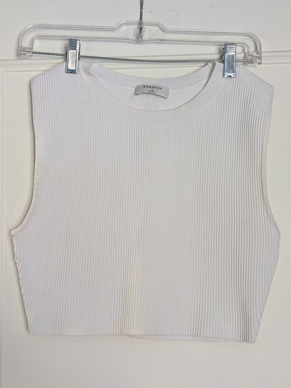 Aritzia Babaton White Ribbed Cropped Tank